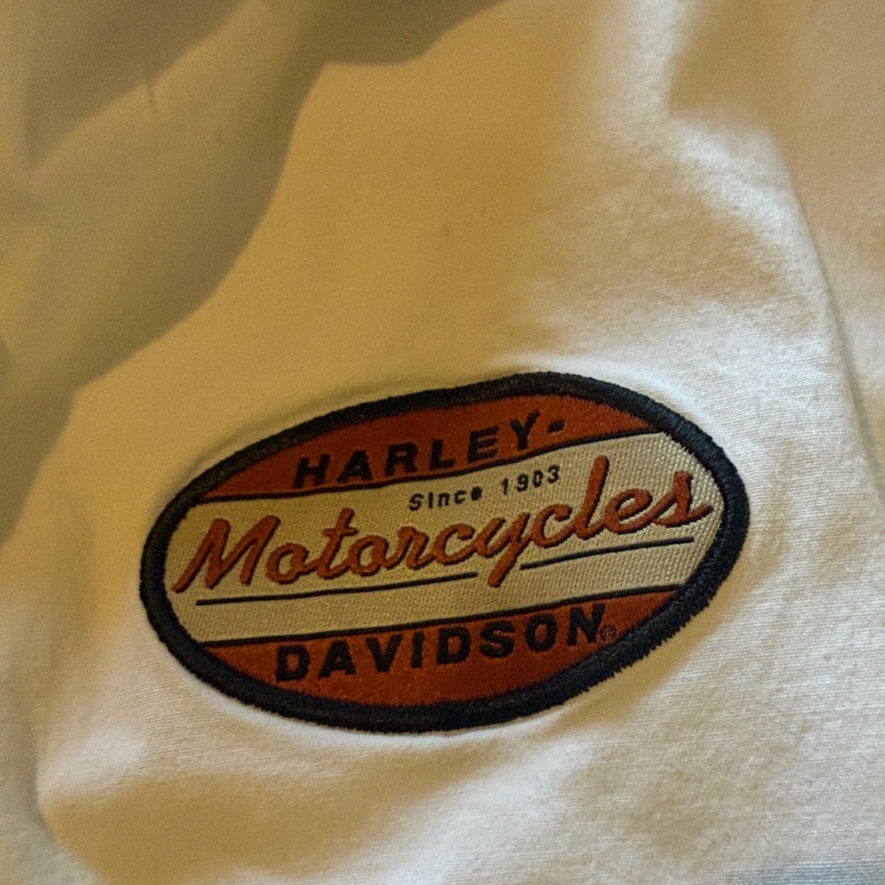 Harley-Davidson Classic White Button-Up Shirt - Picture 4 of 6
